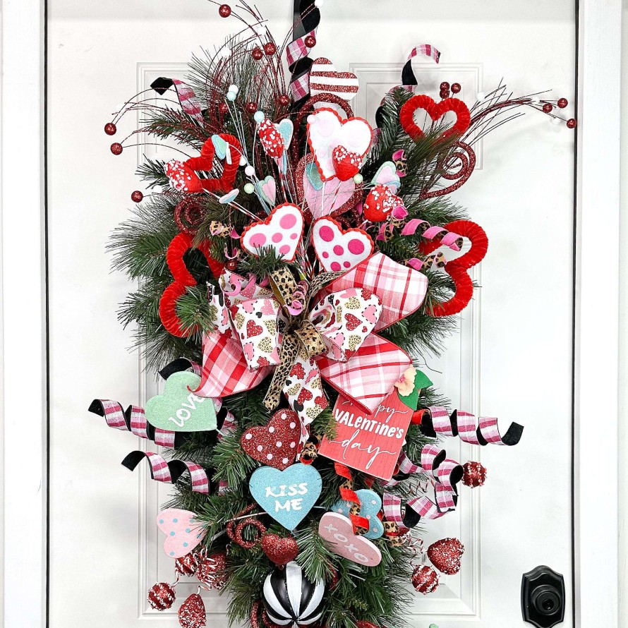 Liberty Floral Floral | Red And Leopard Frizzy Curly Pick
