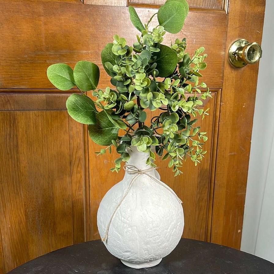 RAZ Picks | Boxwood And Eucalyptus Pick