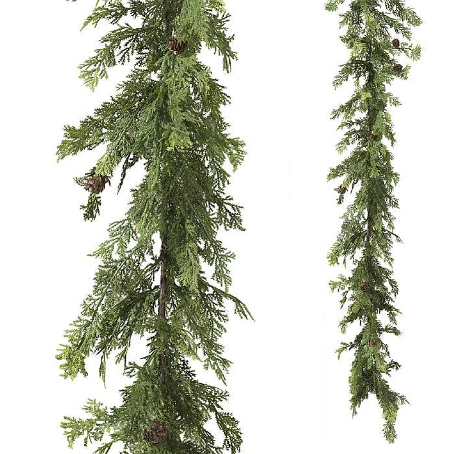 RAZ Table Decor | Cedar And Pinecone Garland