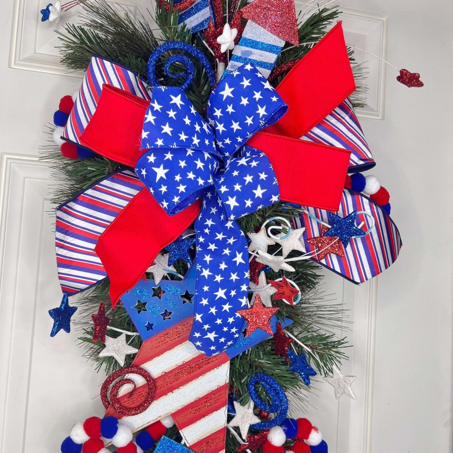 Miss Cayce's Door Decor | Patriotic Star Teardrop, Long