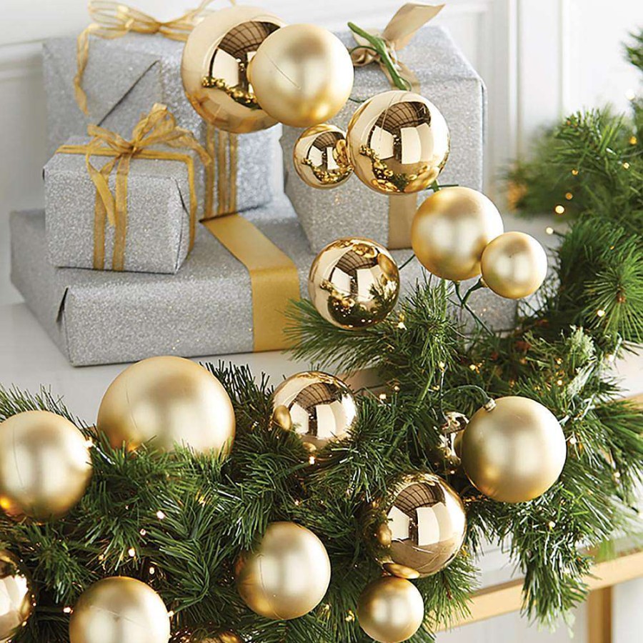 RAZ Winter | Gold Ball Garland, 4'