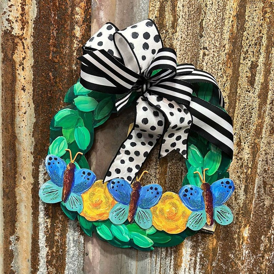 The Round Top Collection St. Patrick'S Day | Wreath Banner And Ribbon Display